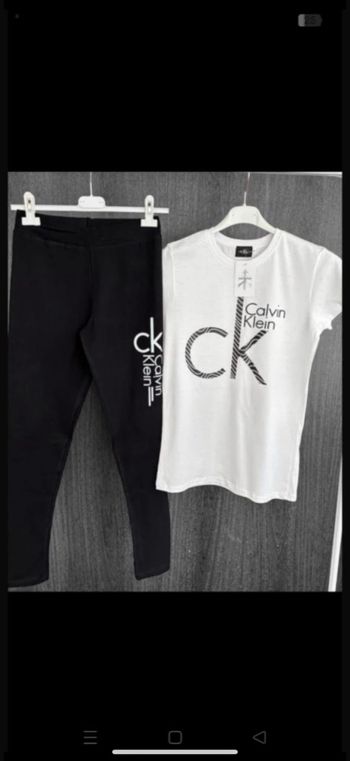 Ensemble teeshirt legging