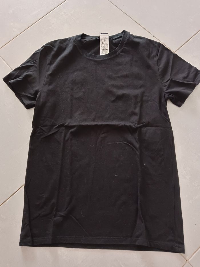 Tee shirt taille 14 15ans