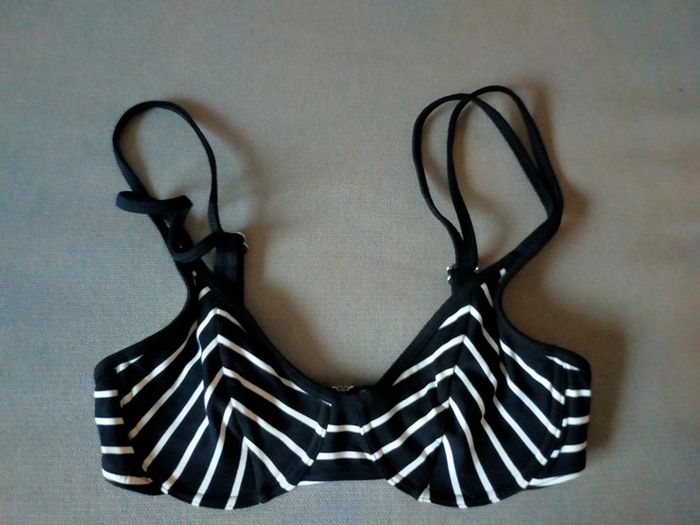 Haut de bikini rayé noir & blanc – Red Point – Taille 38 – Neuf avec étiquette – 2 exemplaires - photo numéro 5