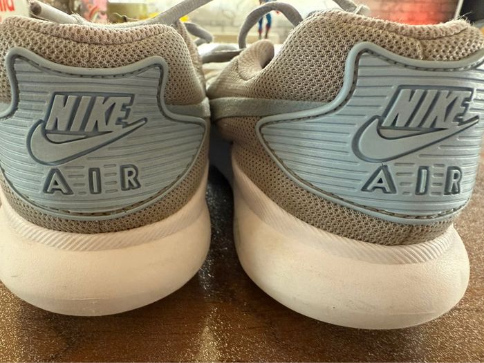 Basket Nike taille 36,5