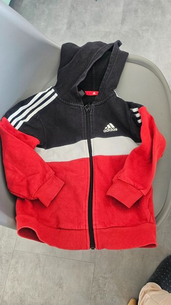 Veste à capuche adidas