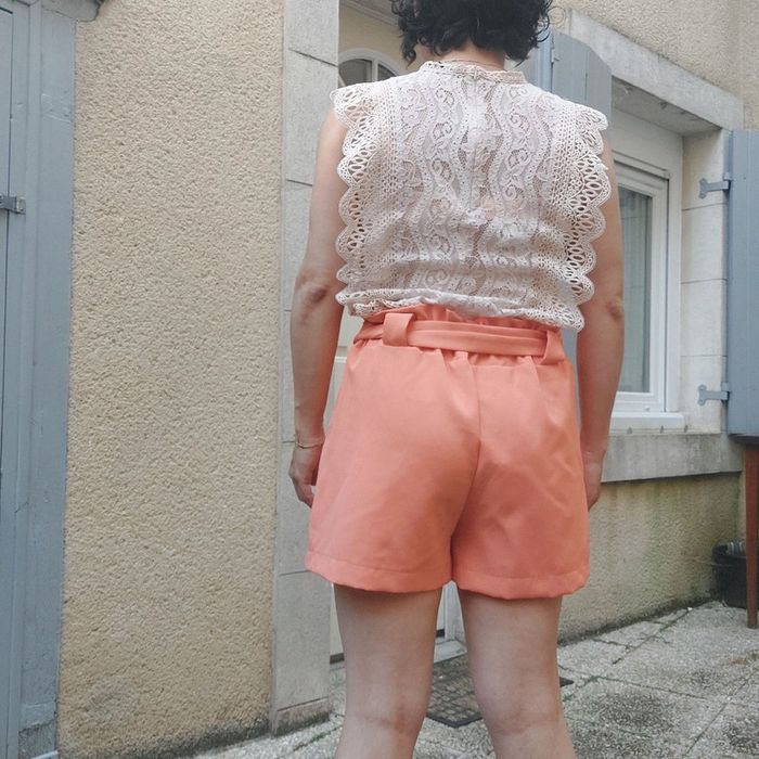 Joli short neuf taille unique - photo numéro 4