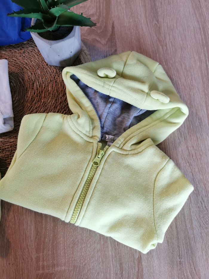 Lot haut 12 mois - photo numéro 3