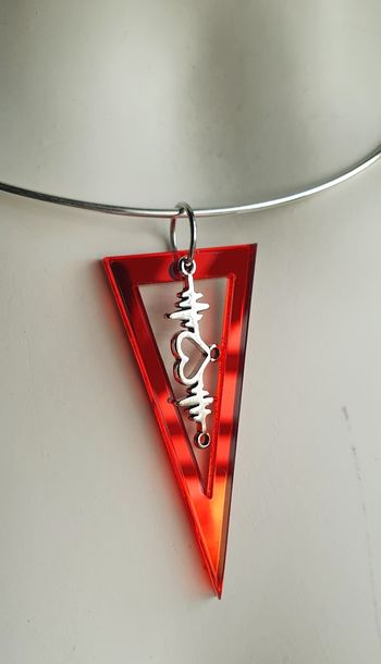 Collier acier inoxydable et pendentif plexiglas effet miroir 