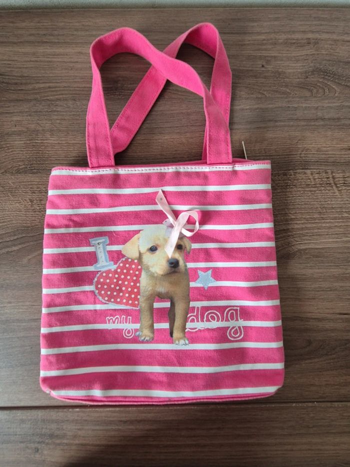 Petit sac rose avec joli chiot 24 cm