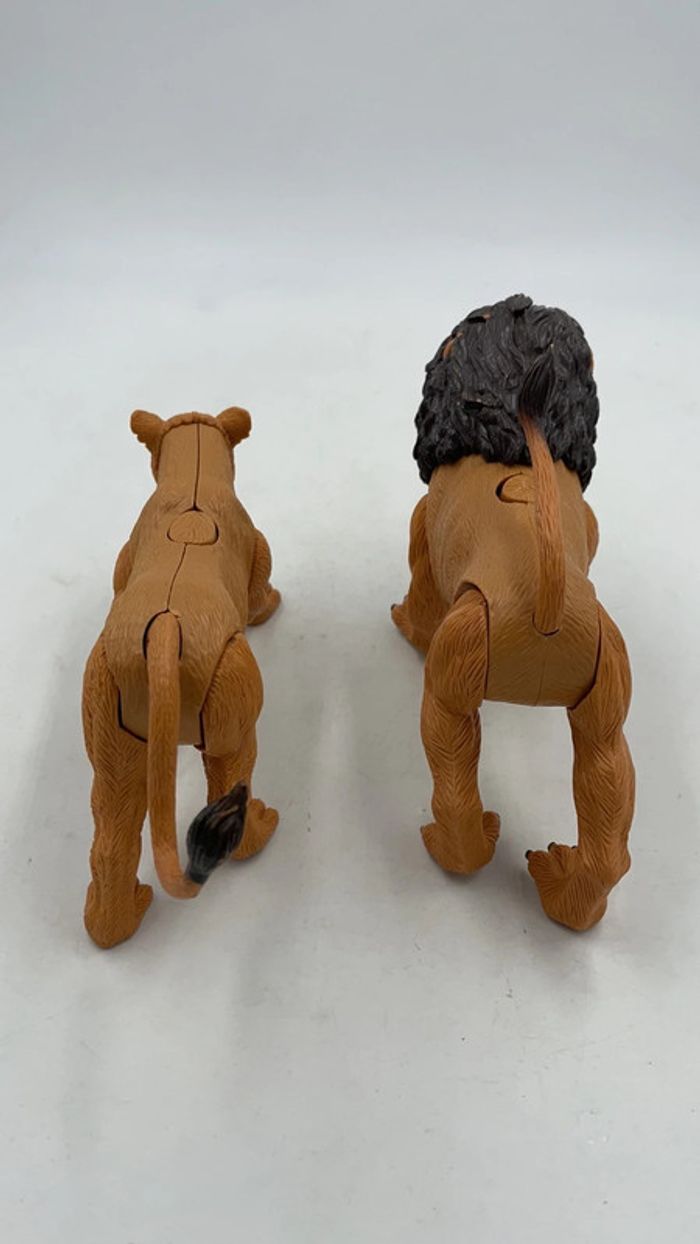 Figurines articulés Lion et lionne 18 cm et 12 cm - photo numéro 5