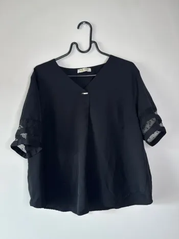 👚 t-shirt - noir - taille 54 - femme - bon état - Ak src collection