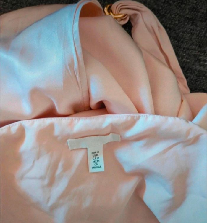 top dos nu h&m - photo numéro 4