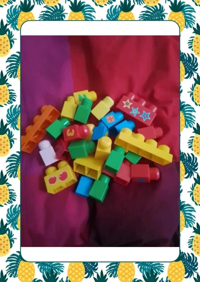 Lot de 28 briques - photo numéro 2