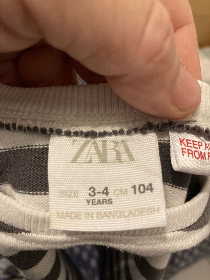 ZARA haut rayé – 3/4 ans – très bon état - photo numéro 2