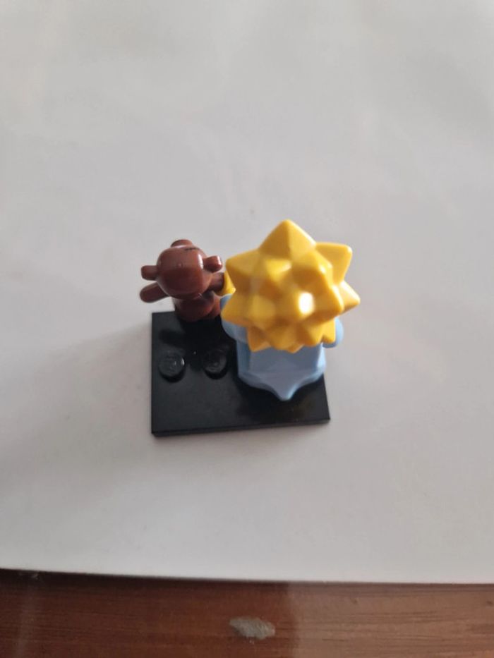 Figurine lego série s , Maggie Simpsons - photo numéro 4