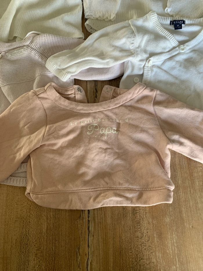 Lot de 5 pulls/ gilets fille 1 mois - photo numéro 2