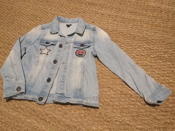 Veste en jean kiabi 8 ans