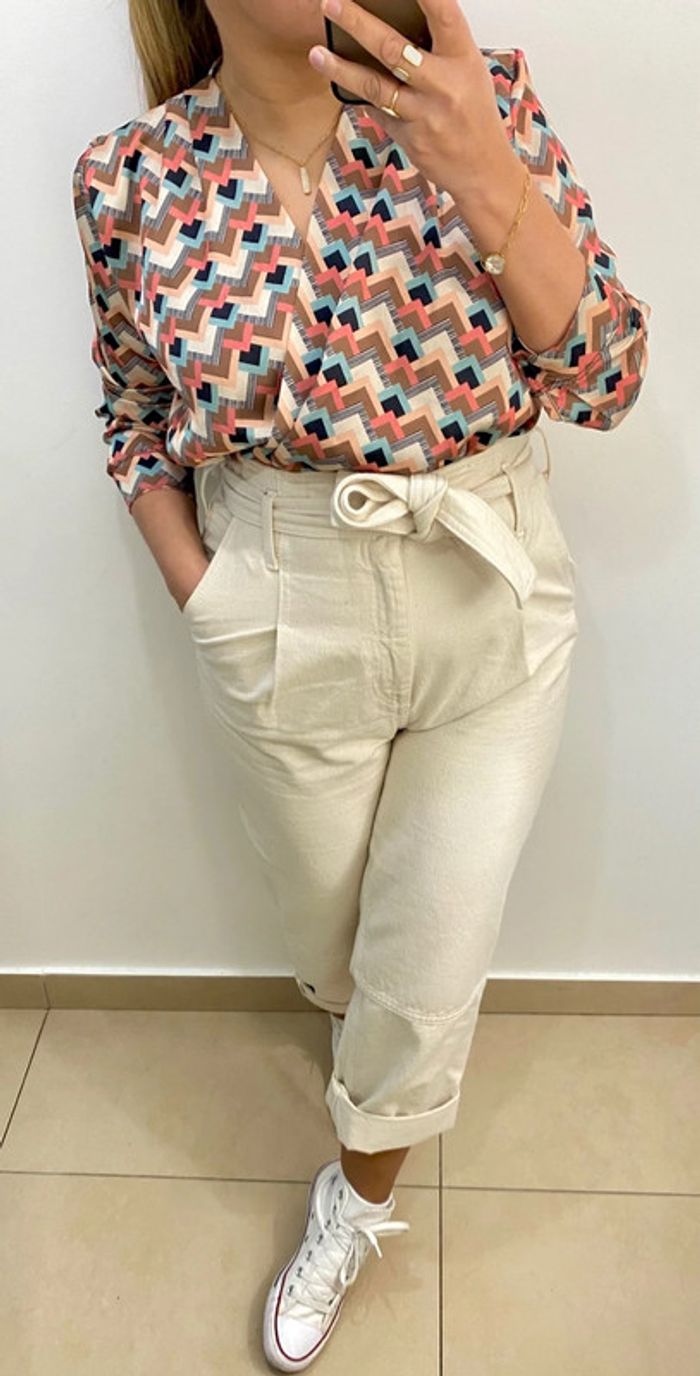 Jolie Blouse Col V Croisée  Taille Unique - photo numéro 3