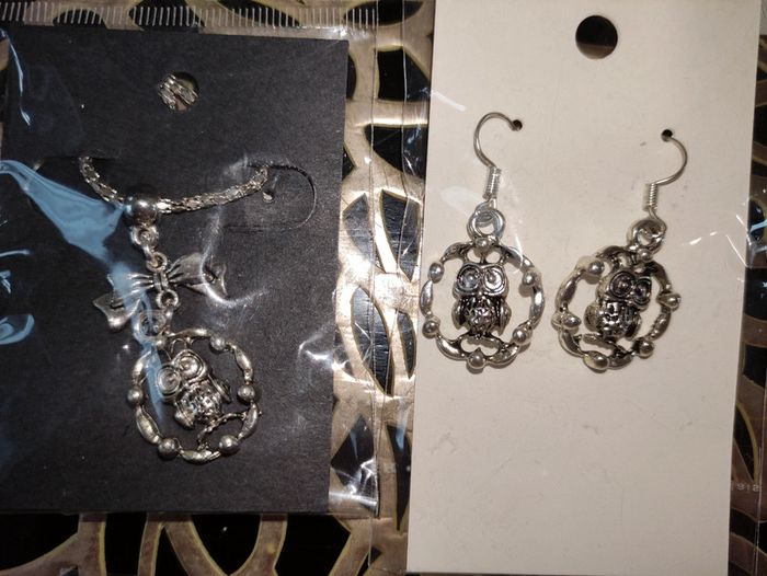 Lot de bijoux, chouette, hibou, perroquet. Neufs - photo numéro 3