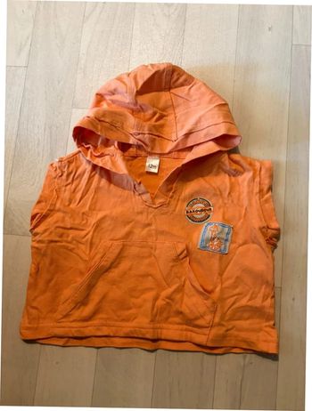 T-shirt orange à capuche sans manches 12 mois
