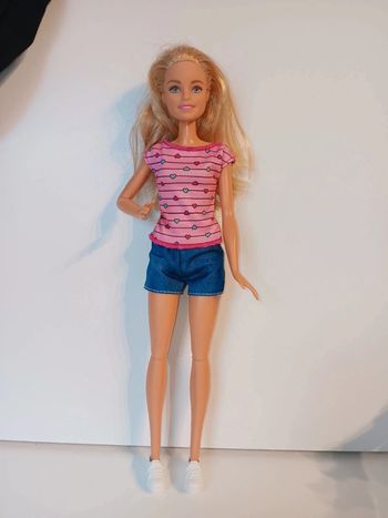 Poupée mattel barbie naissances des chiots (Année du moule corp 2015 tête 2013)