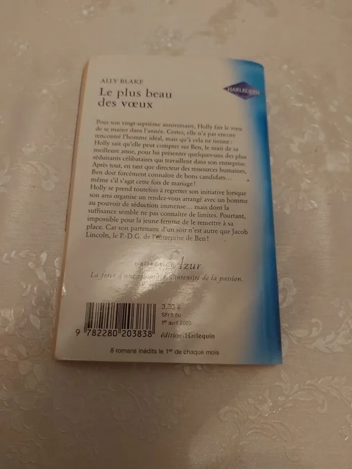Livre Harlequin Le plus beau des vœux - photo numéro 2