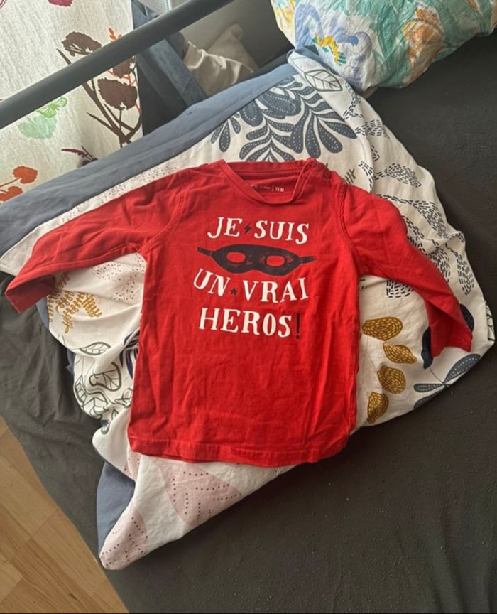 Tee-shirts ML bb garçon taille 18 mois🐼