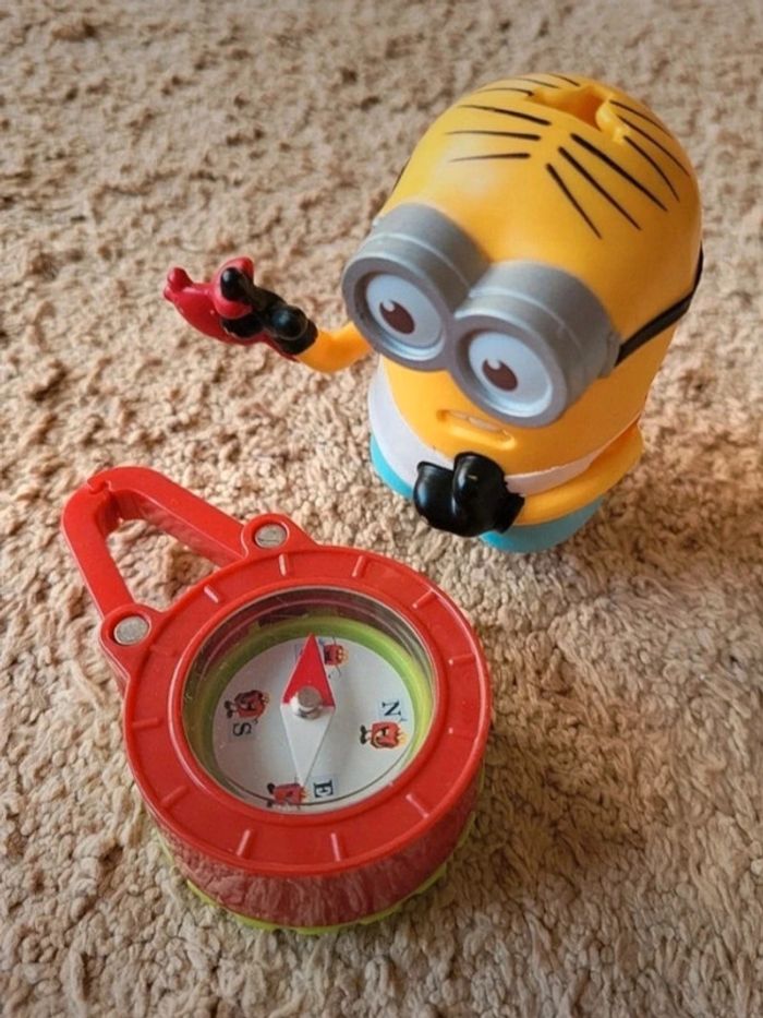 Lot de 9 figurines et jouets McDonald's - photo numéro 4