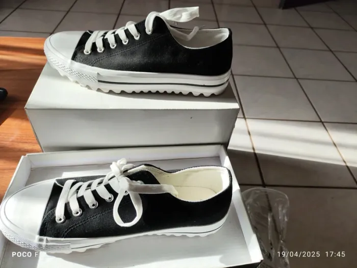 Baskets noir taille 41 neuve - photo numéro 8