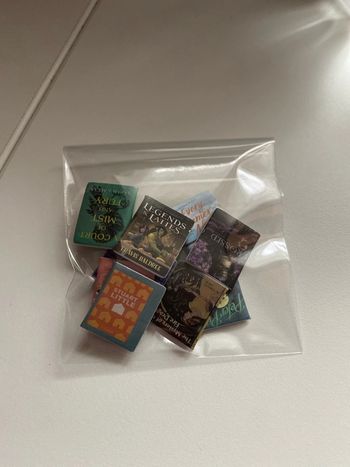 Lot de 10 livres miniatures pour maison de poupée