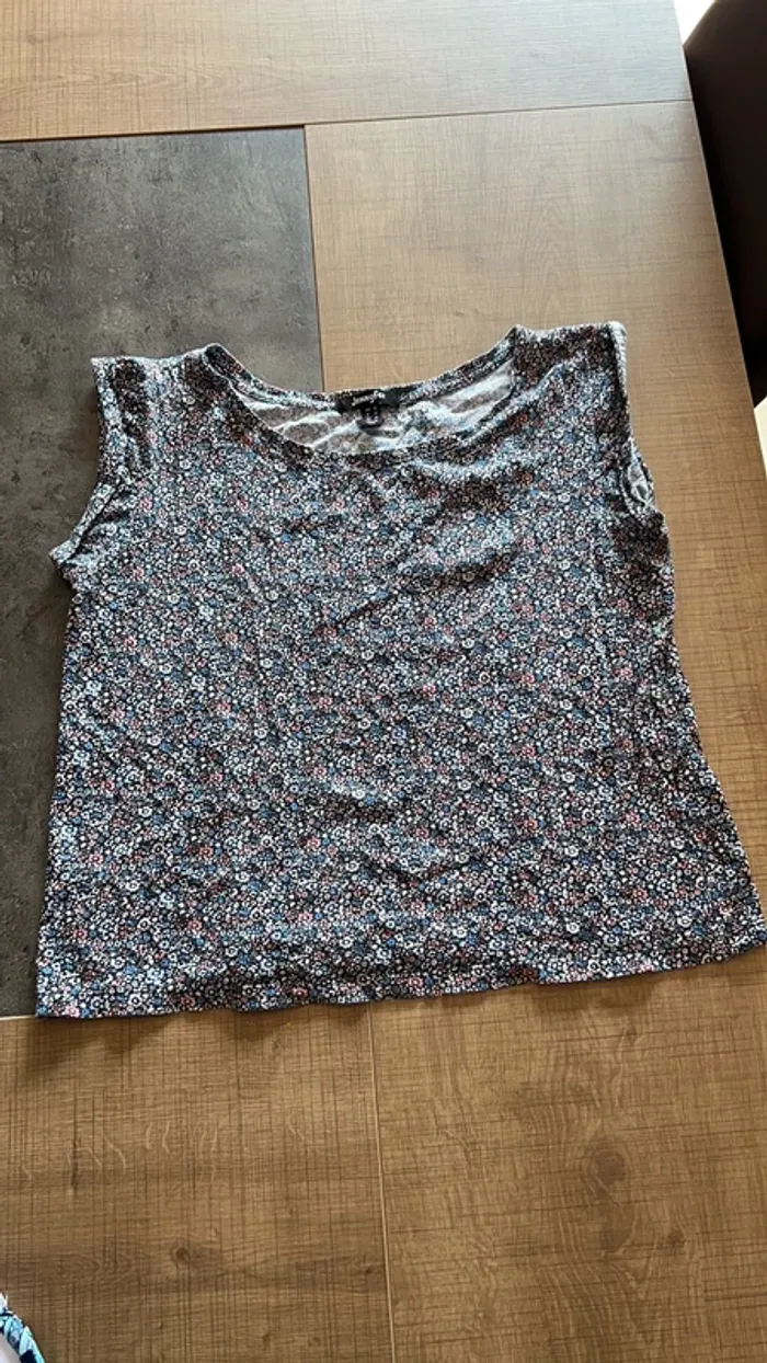 T-shirt à fleur