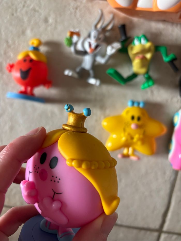 Veilleuse foxy projecteur coloré et figurines - photo numéro 2