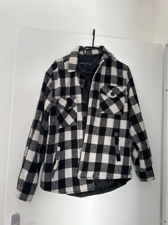 Veste surchemise à carreaux