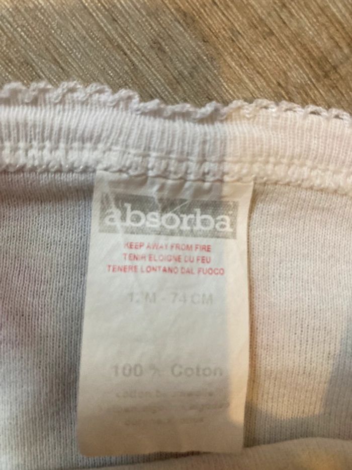 Lot 2 body 12 mois - photo numéro 2