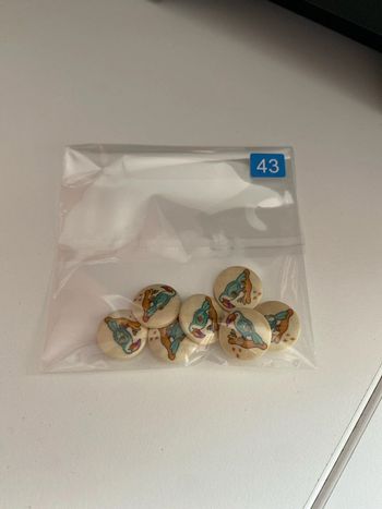 Mercerie - Lot de 7 boutons en bois oiseaux