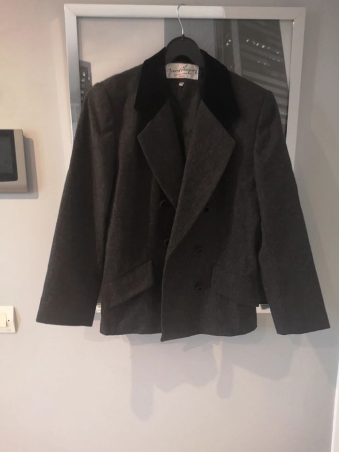 Tailleur - photo numéro 1