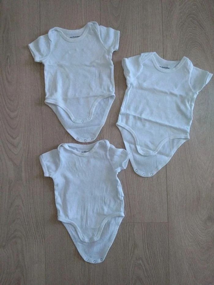 Lot de 3 bodies blancs coton Vertbaudet 6 mois