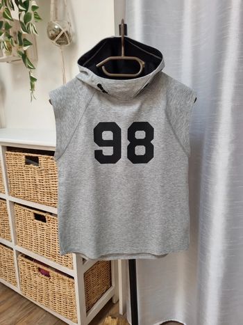 Sweat sans manches H&M 8/10ans