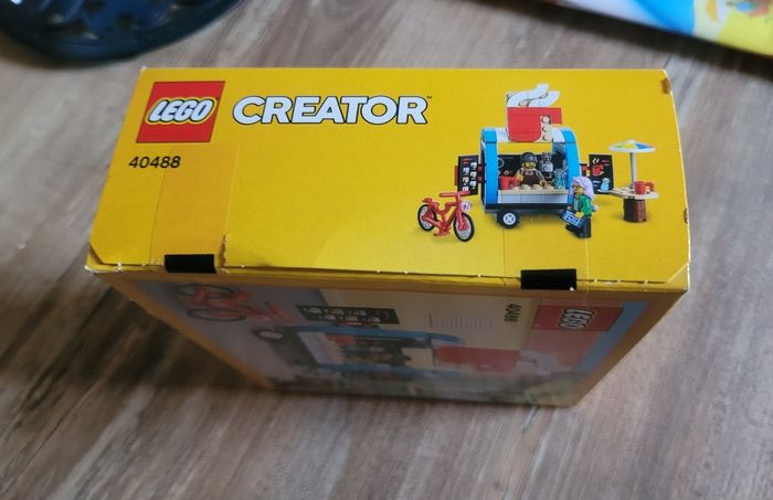 Stand de café lego 40488 - photo numéro 4