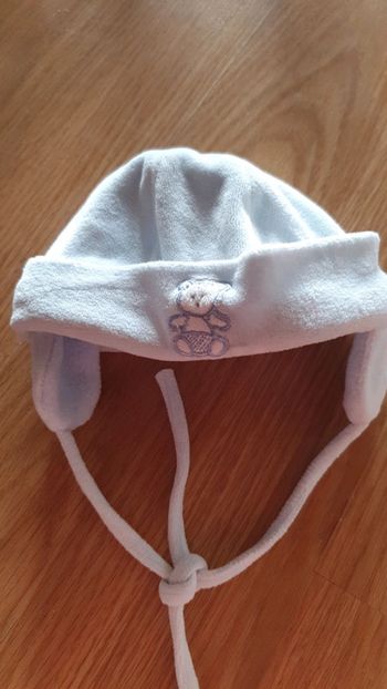 bonnet tout doux bébé bleu ciel 0 a 6 mois