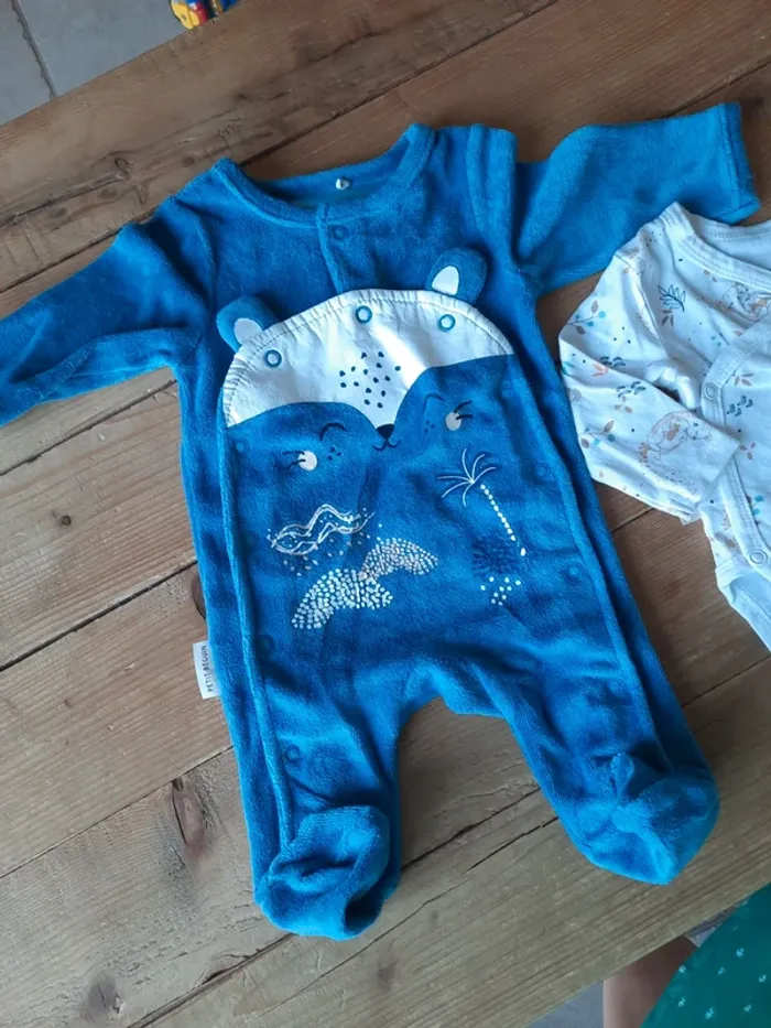 Pyjama et bodie petit beguin - photo numéro 2
