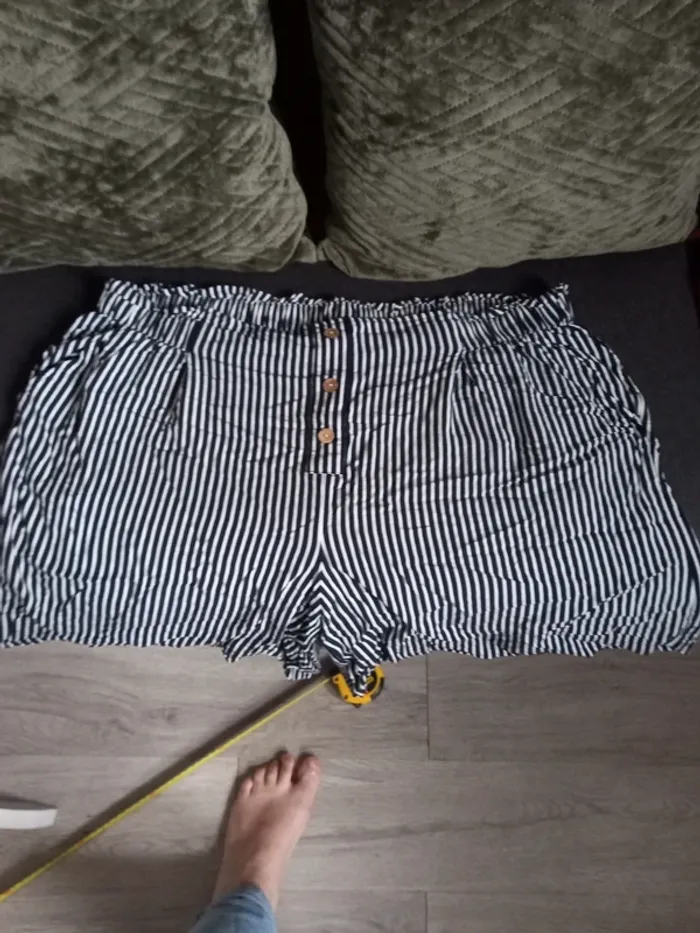 Short grande taille 48 - photo numéro 2