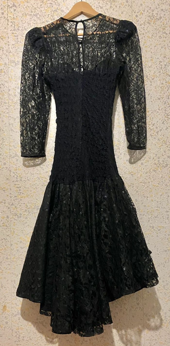 Robe vintage rococo algo boutique dentelle strass 36