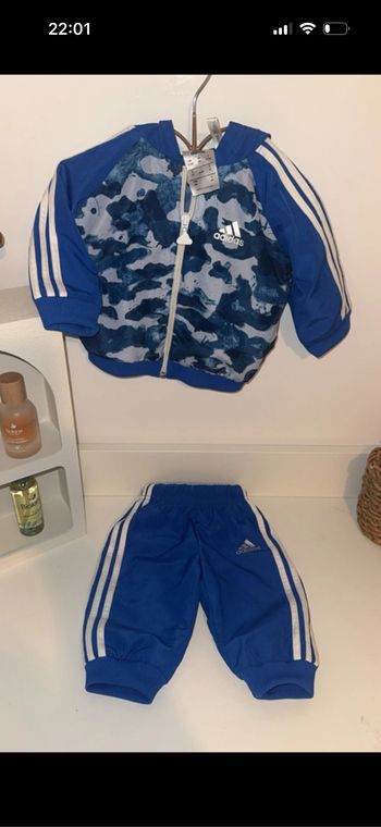 Ensemble adidas