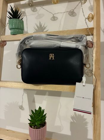 Sac tommy Hilfiger - neuf avec étiquette 