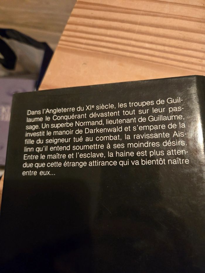 Le loup et la colombe - photo numéro 2