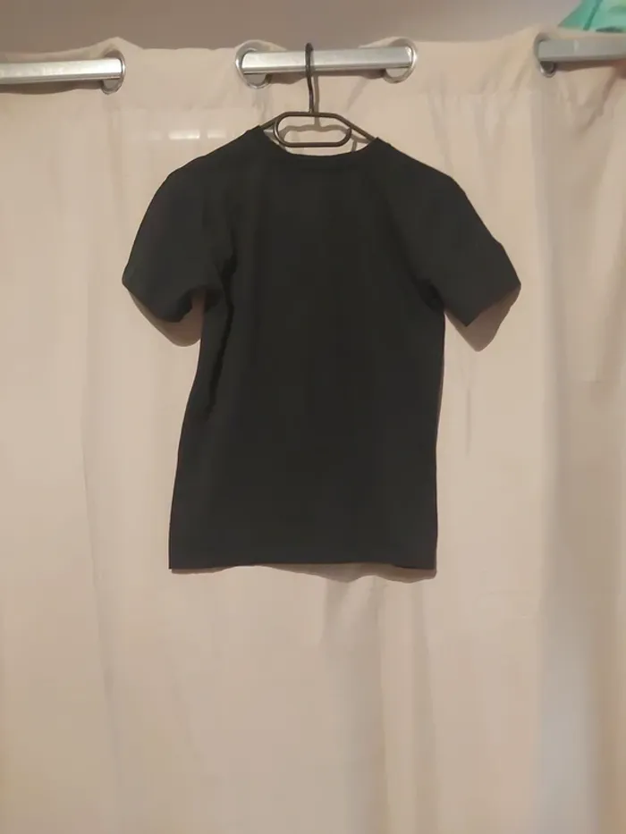 Tee shirt among us - photo numéro 2