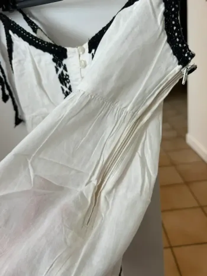 Débardeur Naf Naf taille 34 - photo numéro 4