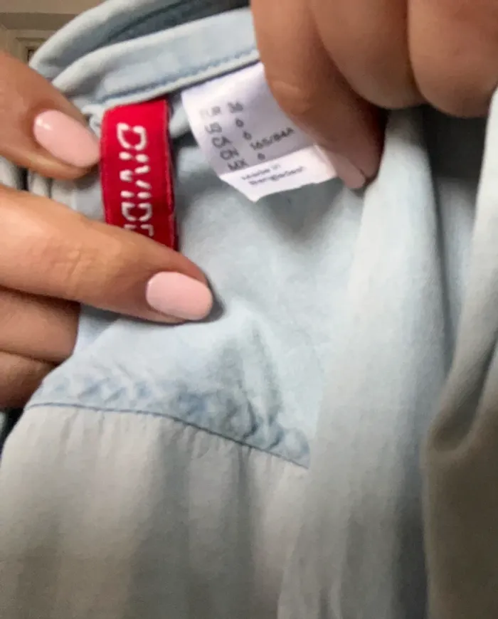 chemise en jean délavée h&m - photo numéro 4