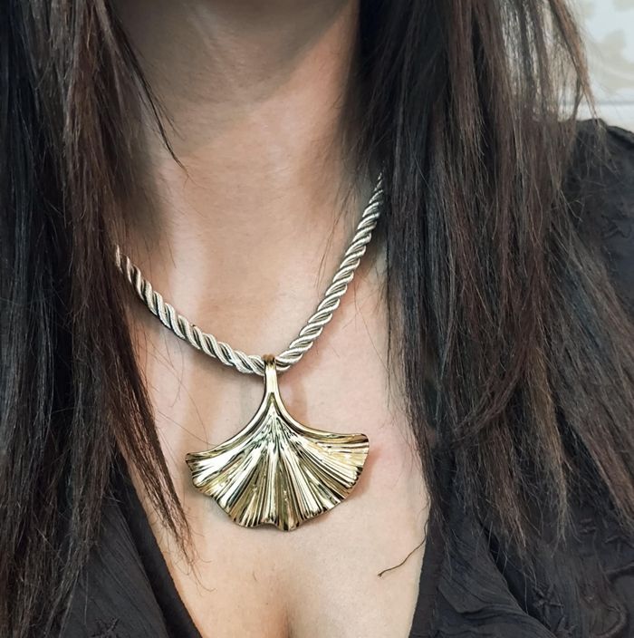 Collier cordon beige ✅ - photo numéro 4