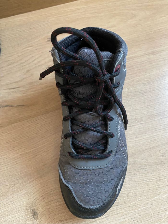 Chaussures de marche 30 - photo numéro 6