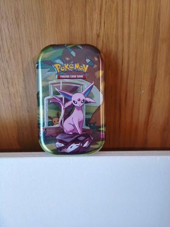 Pokémon mini tins mentali ev8.5 évolutions prismatiques