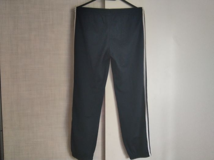 Bas de survêtement Adidas 12ans - photo numéro 2