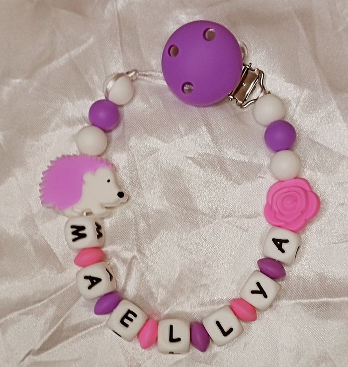 Attache tétine personnalisée - photo numéro 4